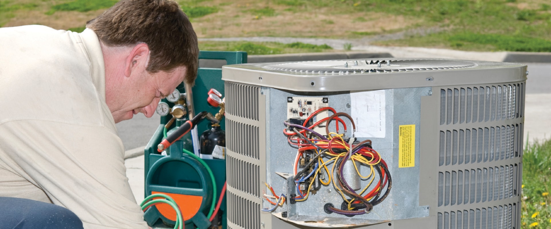 What Type of Energy Efficiency Ratings are Available for HVAC Systems in Palm Beach County, FL?